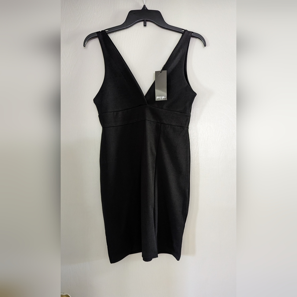 Nasty gal v-neck slit mini dress black size 6 NWT